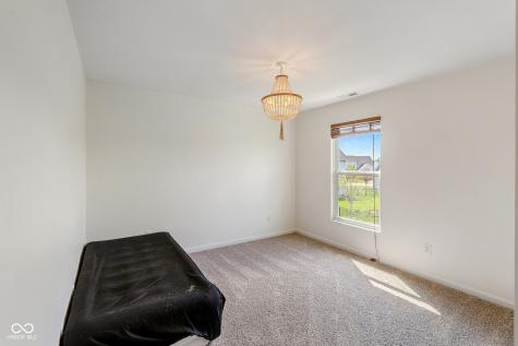 5571 W Woodhaven Drive Mccordsville IN 46055