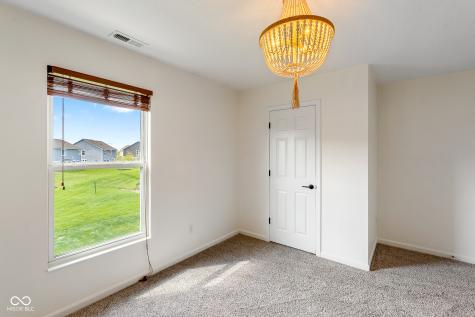5571 W Woodhaven Drive Mccordsville IN 46055