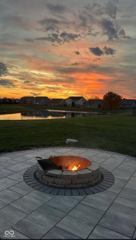 5571 W Woodhaven Drive Mccordsville IN 46055