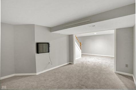 1490 Warwick Court Carmel IN 46033