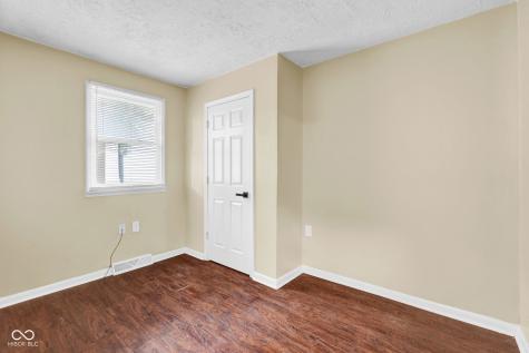 111 Cleveland Street Columbus IN 47201