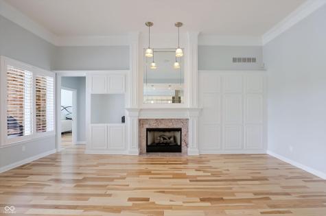 8079 Heyward Drive Indianapolis IN 46250