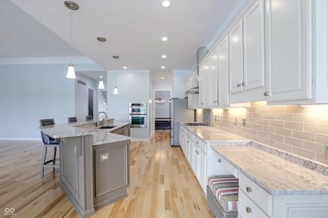 8079 Heyward Drive Indianapolis IN 46250
