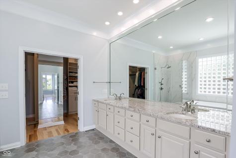 8079 Heyward Drive Indianapolis IN 46250