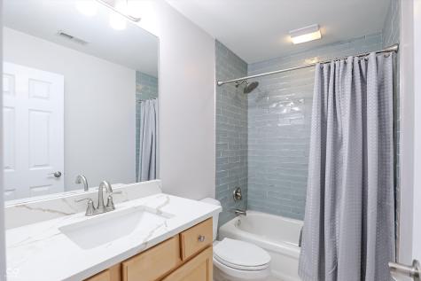 8079 Heyward Drive Indianapolis IN 46250