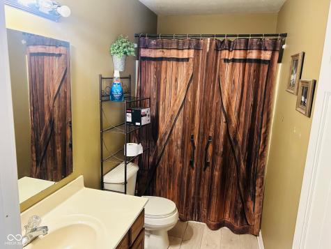 7208 Euliss Court Avon IN 46123