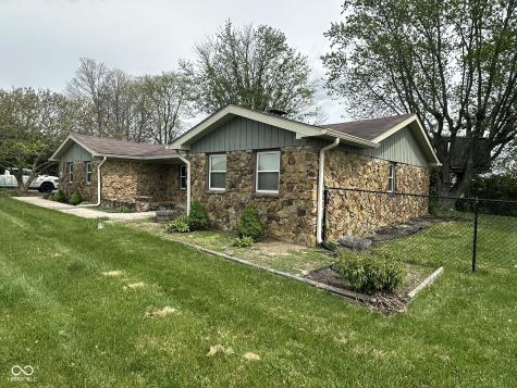 1639 N Buck Creek Road Greenfield IN 46140