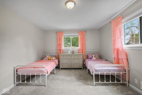 540 Golf Lane Indianapolis IN 46260
