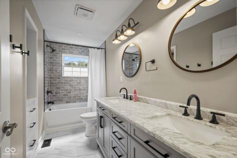 540 Golf Lane Indianapolis IN 46260