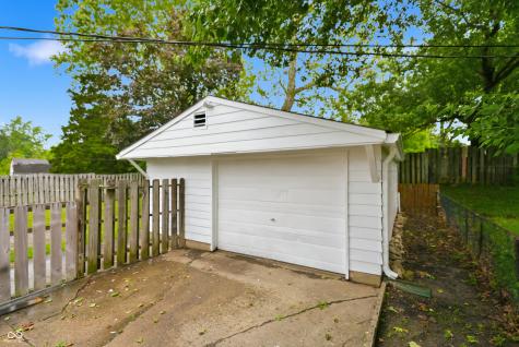 2851 S Oakland Avenue Indianapolis IN 46203