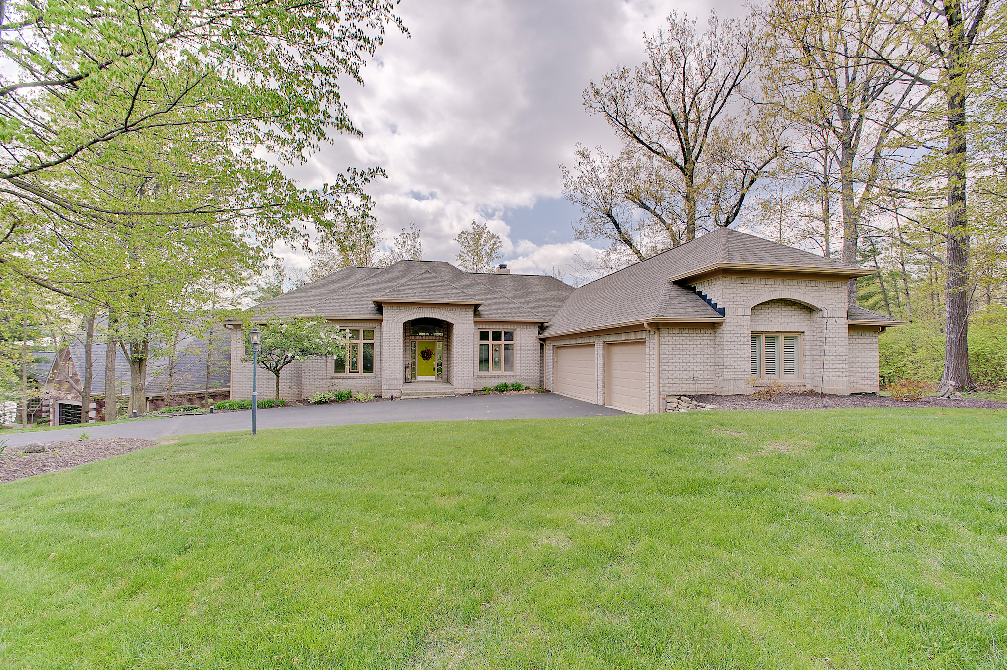 9666 Halsey Drive Indianapolis IN 46256