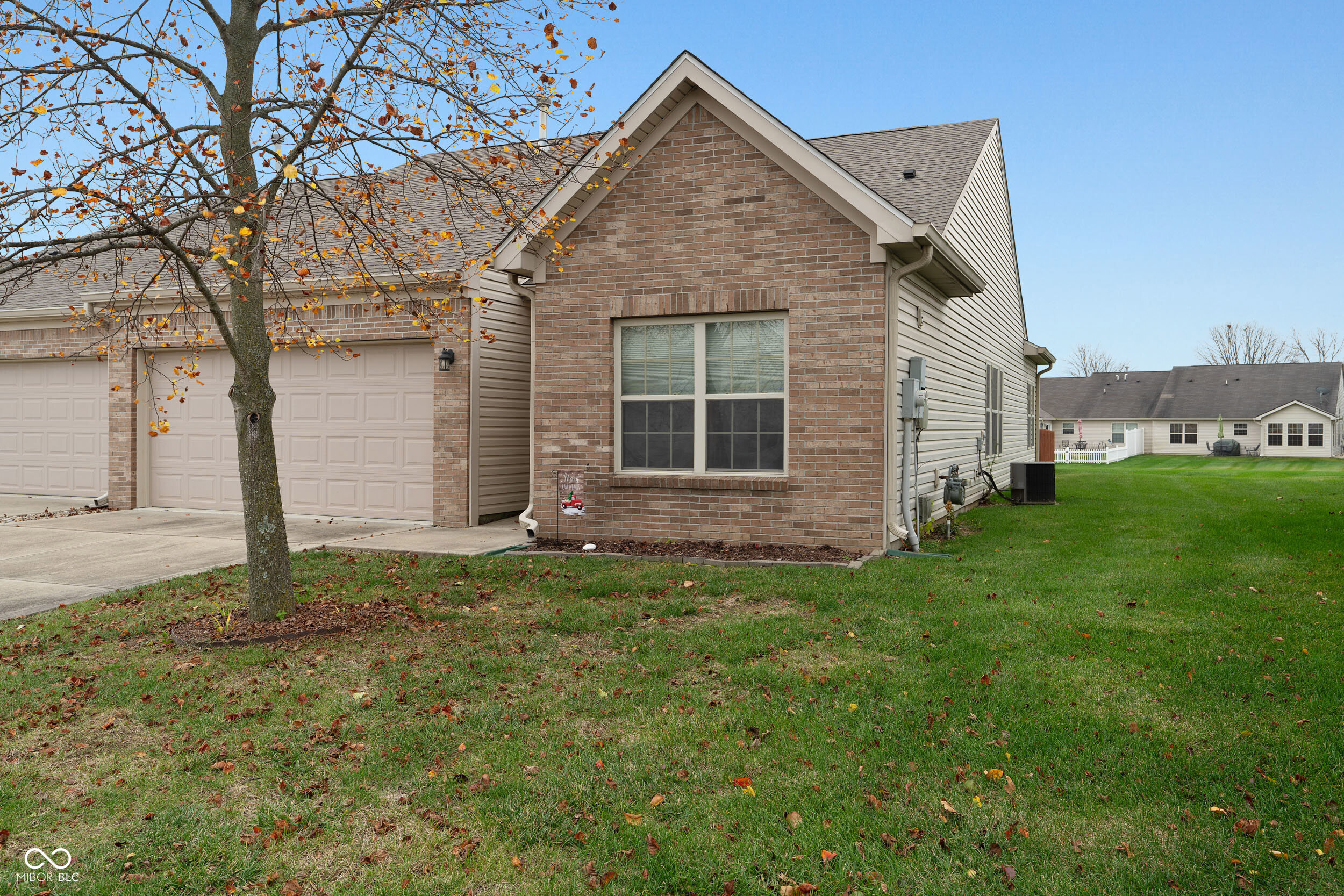 10655 Swan Court Indianapolis IN 46231