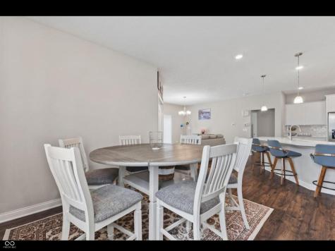 9073 Lieven Street Avon IN 46234