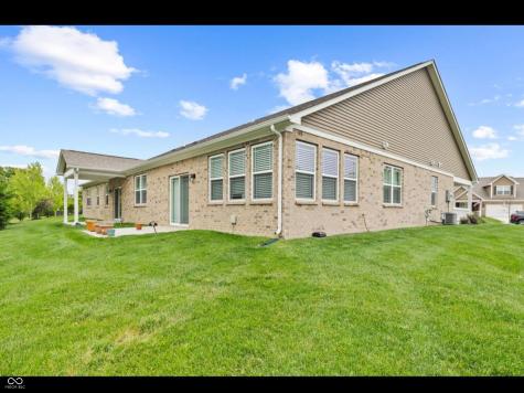 9073 Lieven Street Avon IN 46234
