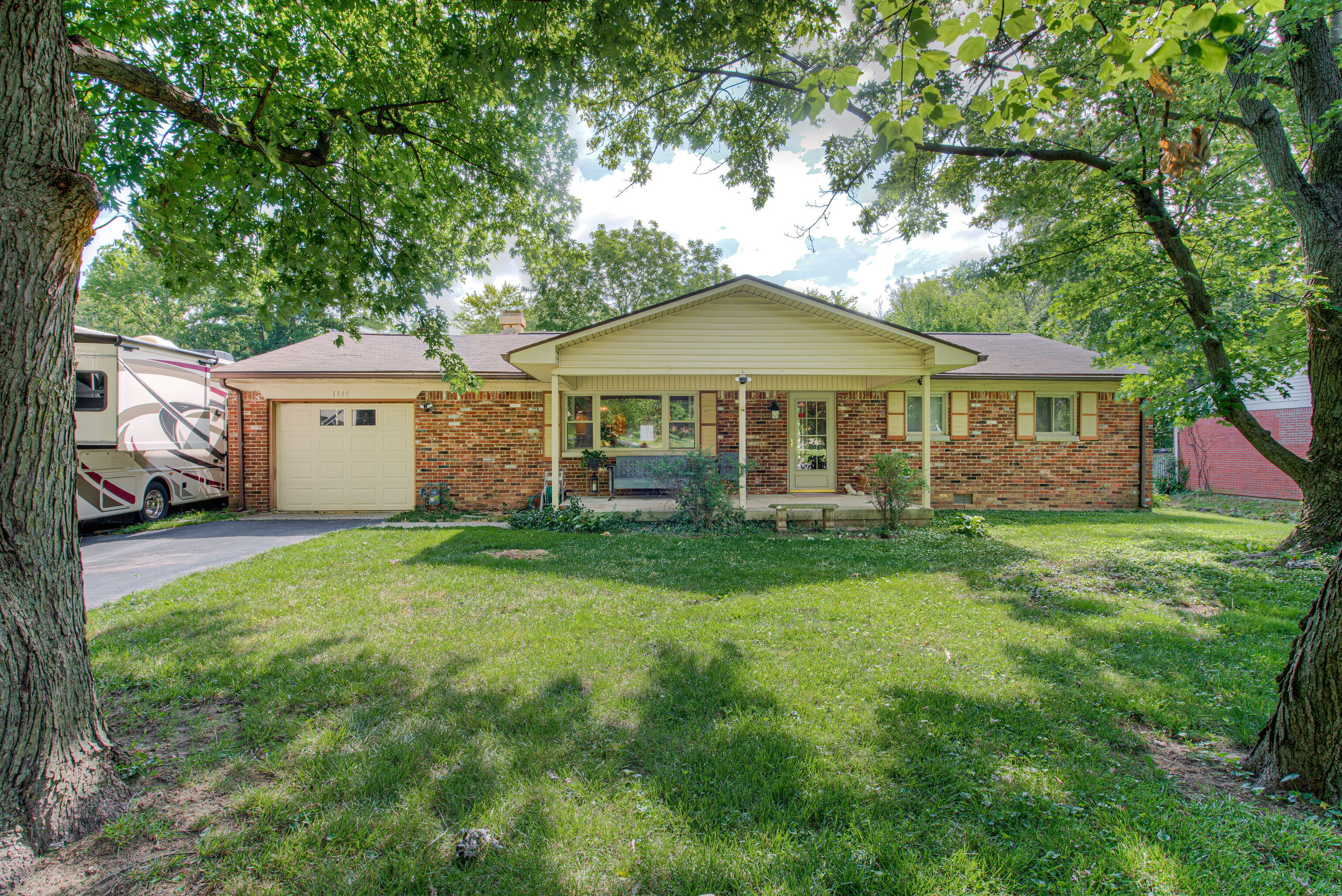 1195 N Eleanor Street Indianapolis IN 46214