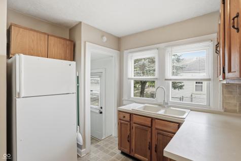 4609 Brookville Road Indianapolis IN 46201