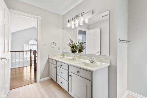 8646 Sturgeon Bay Lane Indianapolis IN 46236