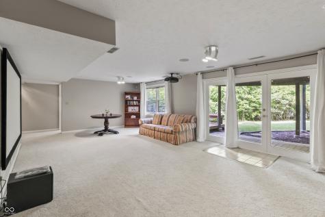 8646 Sturgeon Bay Lane Indianapolis IN 46236