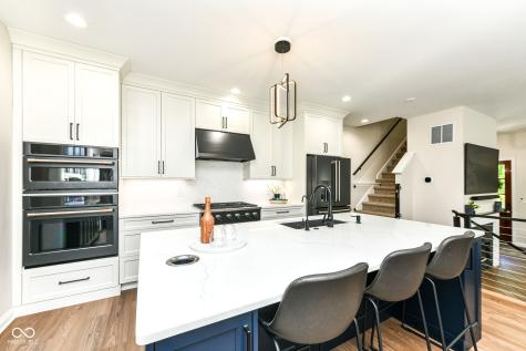 2003 Rhettsbury Street Carmel IN 46032