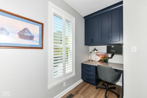 2003 Rhettsbury Street Carmel IN 46032