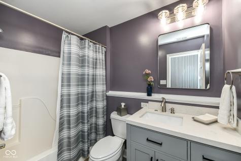 2003 Rhettsbury Street Carmel IN 46032