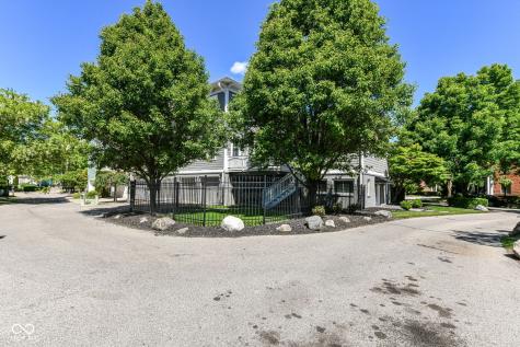 2003 Rhettsbury Street Carmel IN 46032