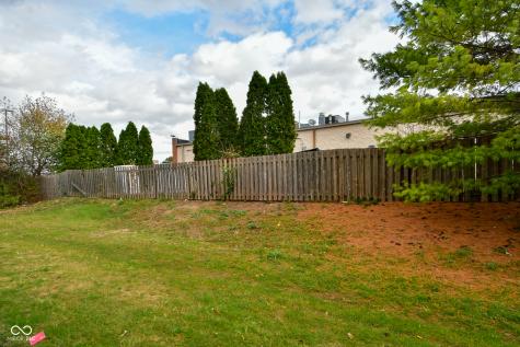 2749 Stones Bay Drive Greenwood IN 46143