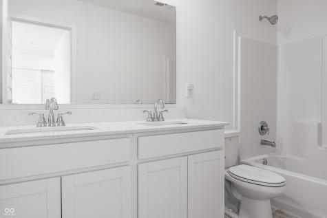 6831 Orchard Run Circle Whitestown IN 46075