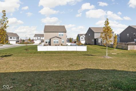 6831 Orchard Run Circle Whitestown IN 46075