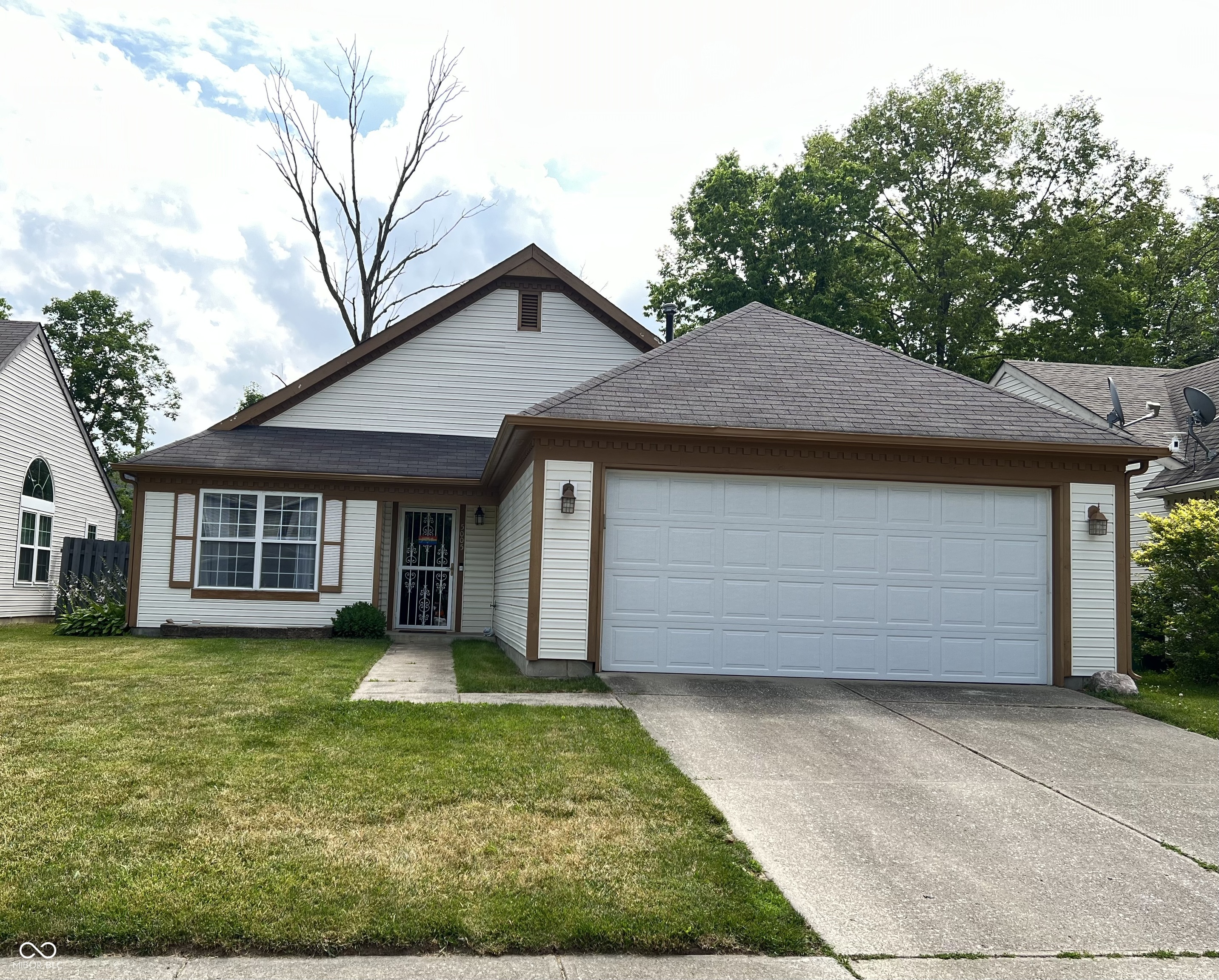 5005 Aspen Crest Lane Indianapolis IN 46254