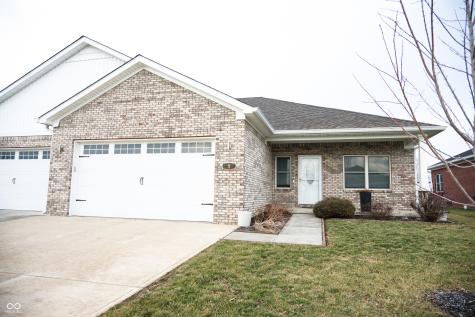 5 Bridge Hampton Drive Crawfordsville IN 47933