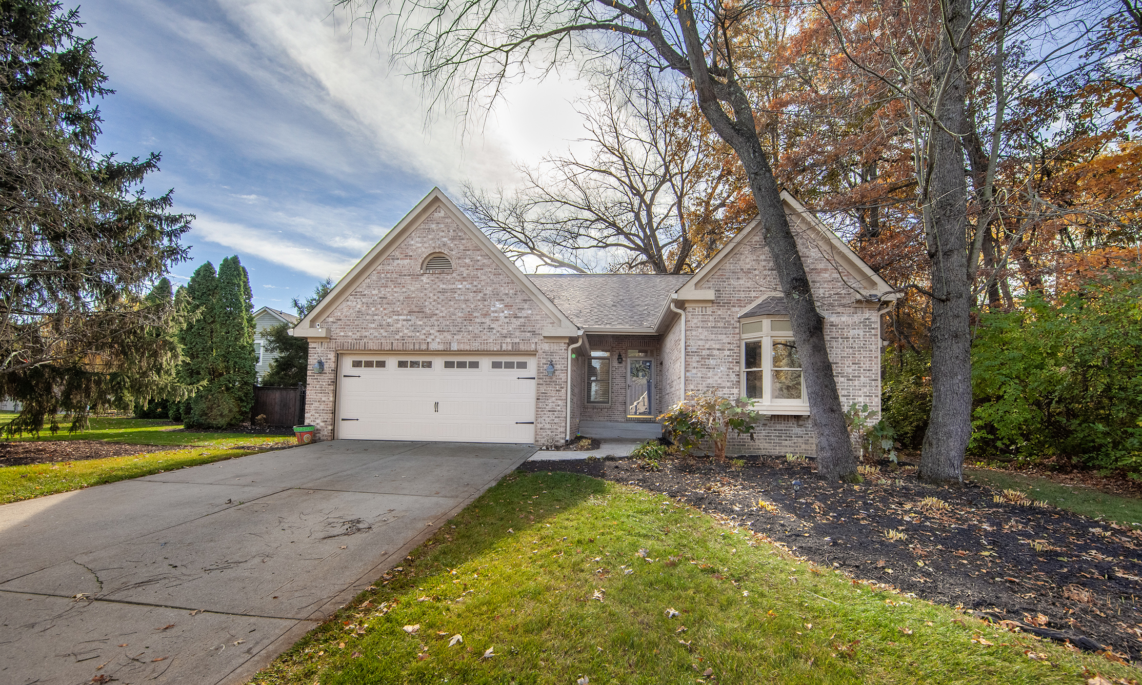7683 Pinesprings West Drive Indianapolis IN 46256