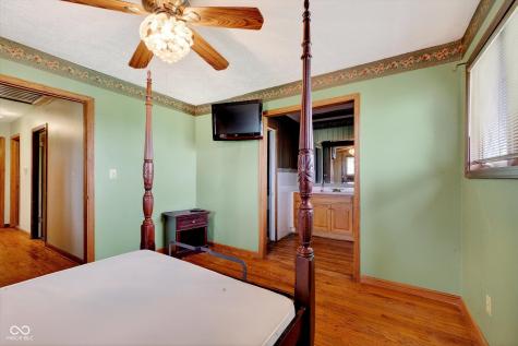 6911 E Raymond Street Indianapolis IN 46239