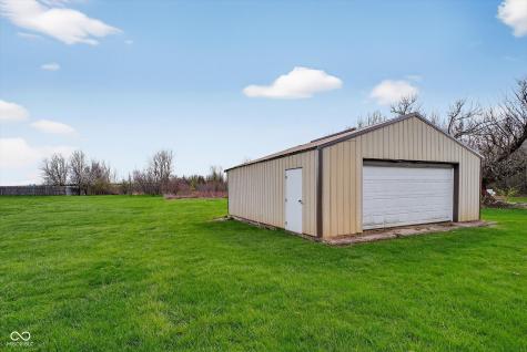 6911 E Raymond Street Indianapolis IN 46239