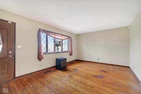 6911 E Raymond Street Indianapolis IN 46239