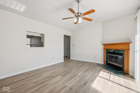 8307 Crestview Circle Avon IN 46123