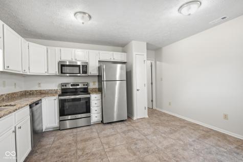 8307 Crestview Circle Avon IN 46123
