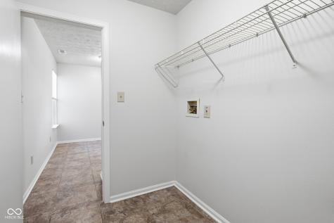 8307 Crestview Circle Avon IN 46123