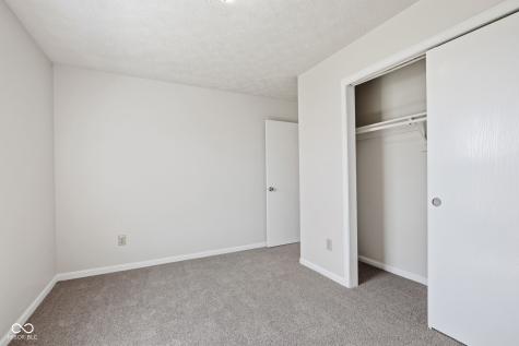 8307 Crestview Circle Avon IN 46123