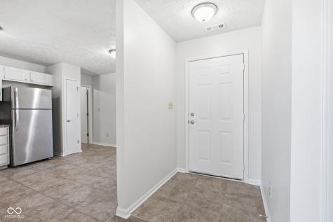 8307 Crestview Circle Avon IN 46123