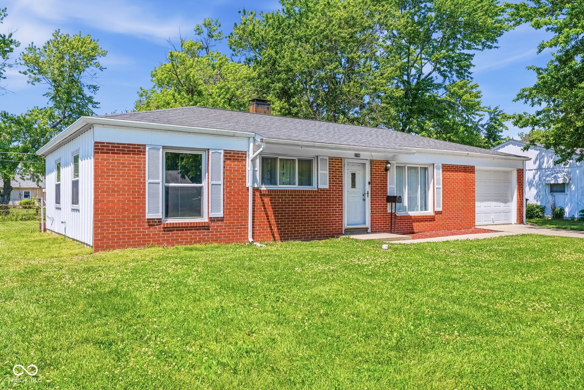 2746 Streamside Drive Columbus IN 47203