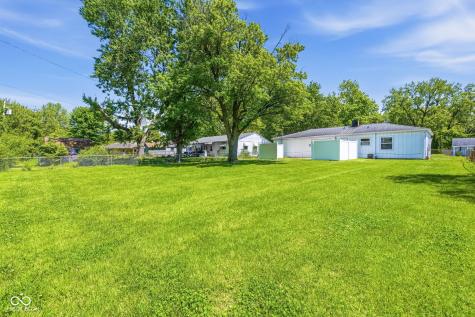2746 Streamside Drive Columbus IN 47203