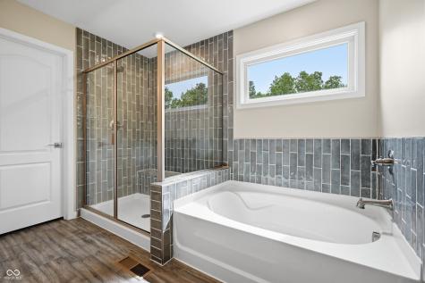 227 Oakhurst Way Westfield IN 46074