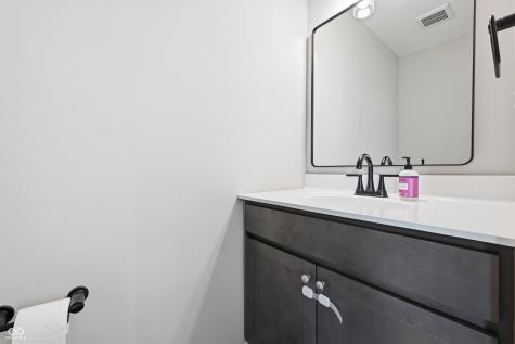 227 Oakhurst Way Westfield IN 46074
