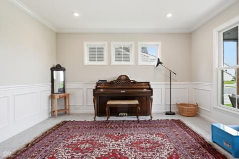227 Oakhurst Way Westfield IN 46074