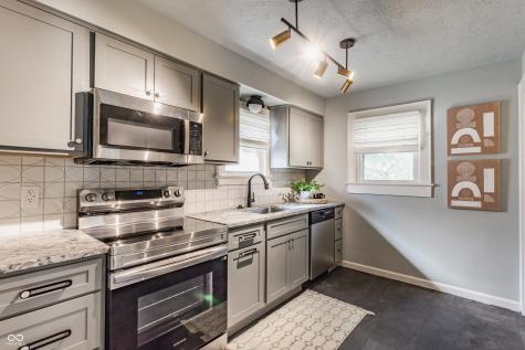 1402 N Grant Avenue Indianapolis IN 46201