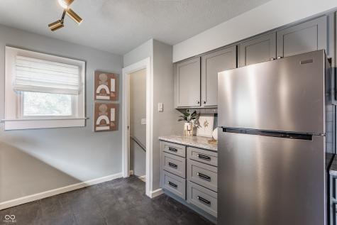 1402 N Grant Avenue Indianapolis IN 46201
