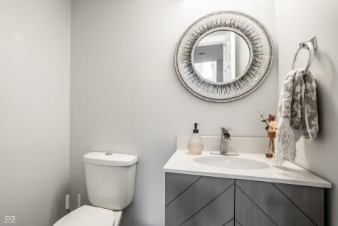 1043 Lichfield Lane Westfield IN 46074