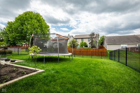 1043 Lichfield Lane Westfield IN 46074