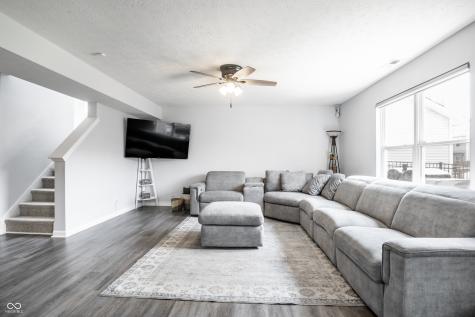 1043 Lichfield Lane Westfield IN 46074